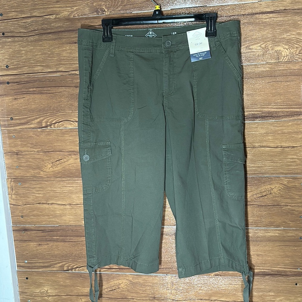 St John Bay crop petite size 12 Capri new with tags color olive green